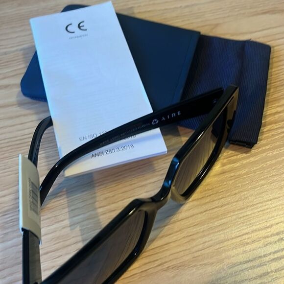 NWT AIRE Centaurus 55mm Square Sunglasses - Picture 5 of 9
